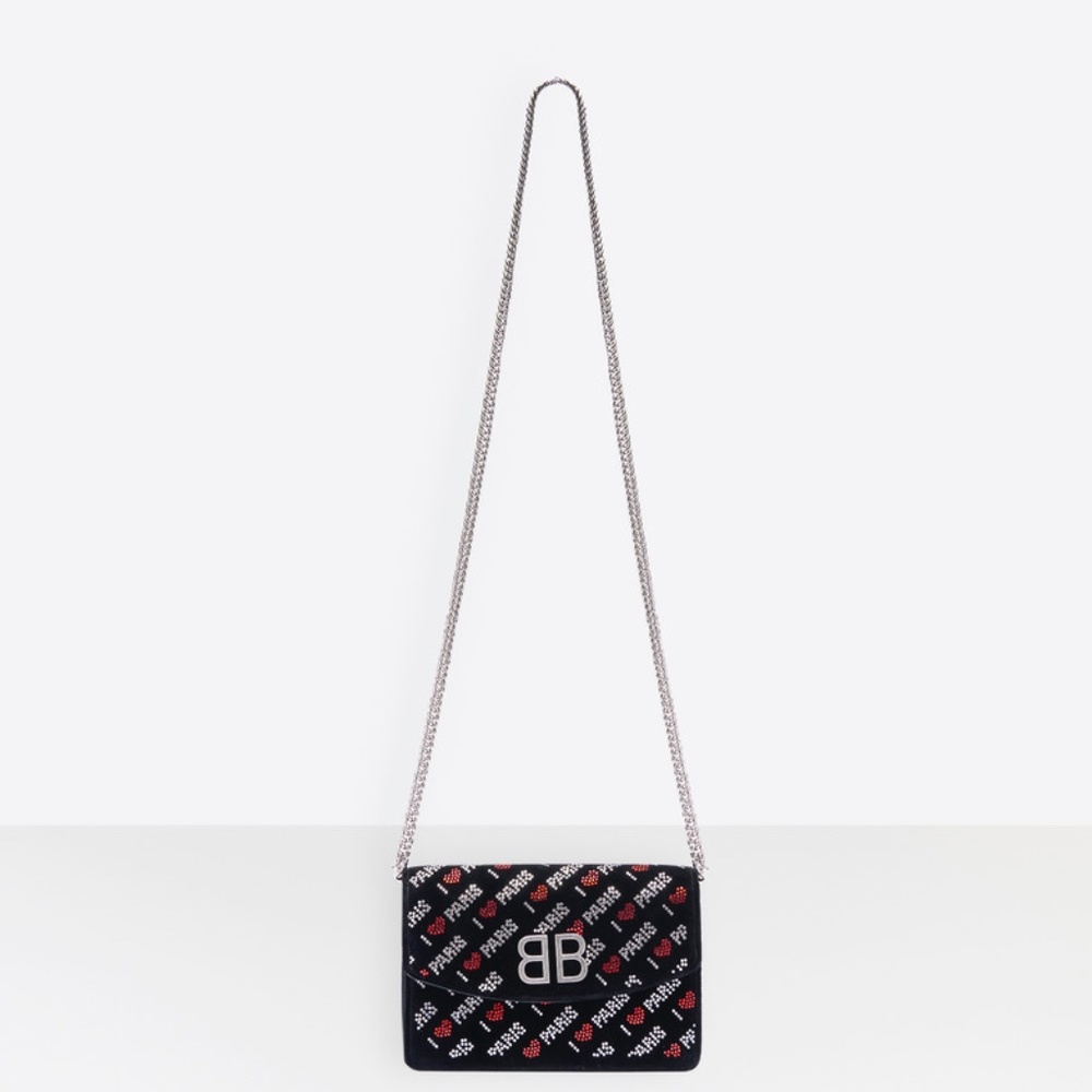 LOVE PARIS BB WALLET ON CHAIN